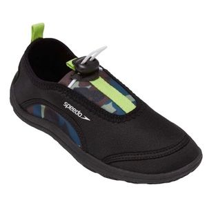 Speedo water shoes youth size large